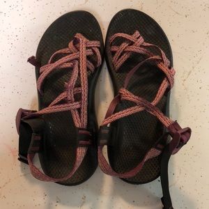 Women’s Chacos zx2 (broken)